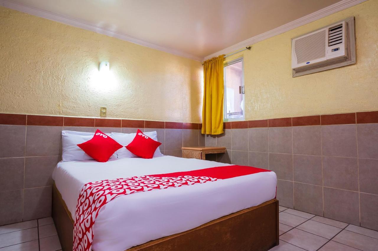Oyo Hotel San Gilberto แอร์มอซิโญ ภายนอก รูปภาพ
